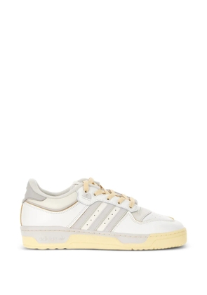 adidas Rivalry Low sneakers - White