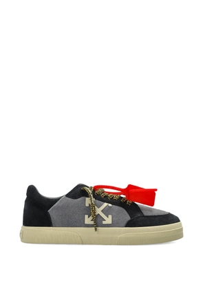 Off-White arrow-appliqué sneakers - Grey