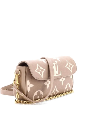 Louis Vuitton Pre-Owned Ivy Wallet on Chain Bicolor Monogram Empreinte Giant crossbody bag - Neutrals
