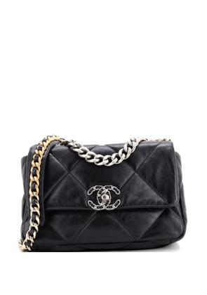 CHANEL Pre-Owned 19 Flap Bag Quilted Leather Medium crossbody bag - Black