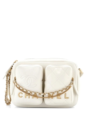 CHANEL Pre-Owned Logo Twin Pockets Chain Camera Case Quilted Calfskin Small shoulder bag - White