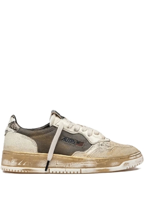 Autry logo-patch sneakers - Neutrals