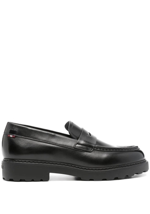 Bally logo-debossed leather loafers - Black