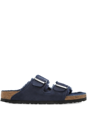 Birkenstock shearling-lined buckled flat sandals - Blue