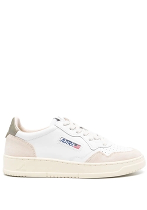 Autry Medalist leather sneakers - White