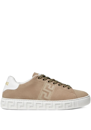 Versace Greca suede sneakers - Brown