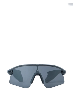 Oakley logo-detail sunglasses - Grey
