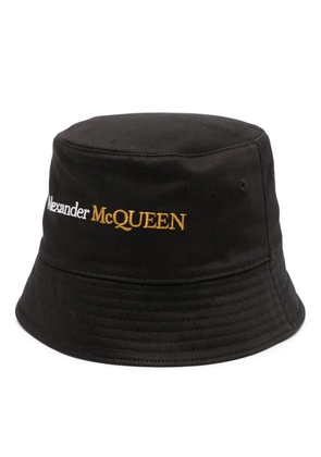 Alexander McQueen logo-embroidered bucket hat - Black