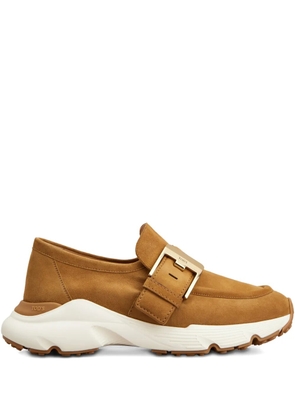 Tod's buckle-detail sneakers - Brown