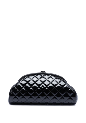 CHANEL Pre-Owned 2013-2014 CC Quilted Patent Kiss Lock clutch bag - Black
