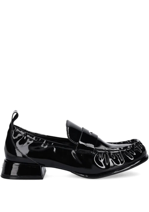 HUGO ruffled-detail loafers - Black