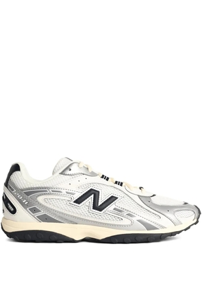 New Balance 204 logo-patch sneakers - White