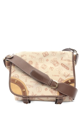 Loewe Pre-Owned 2000s 160th Anniversary logo shoulder bag - Neutrals