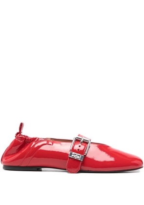 GANNI buckled ballet flats - Red