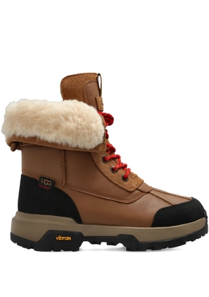 UGG Adirondack XXV boots - Brown