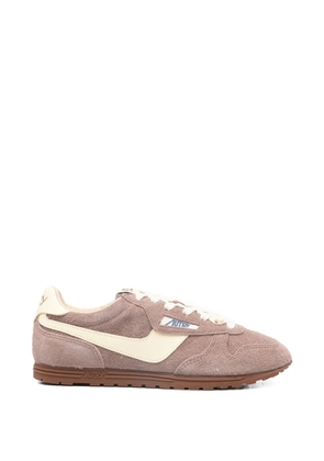 Autry windswept low suede sneakers - Brown