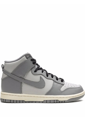 Nike Nike Dunk High 'Aged' sneakers - Grey