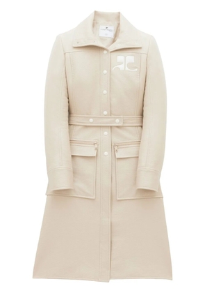 Courrèges logo-patch trench coat - Neutrals