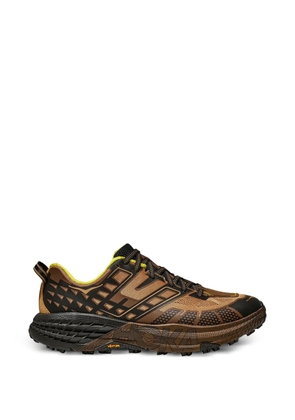 HOKA Speedgoat 2 geometric-pattern sneakers - Brown