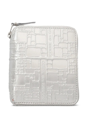 Comme Des Garçons Wallet embossed-logo wallet - Grey