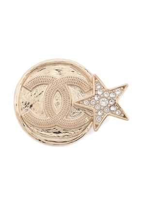 CHANEL Pre-Owned 2023 CC star brooch - Gold