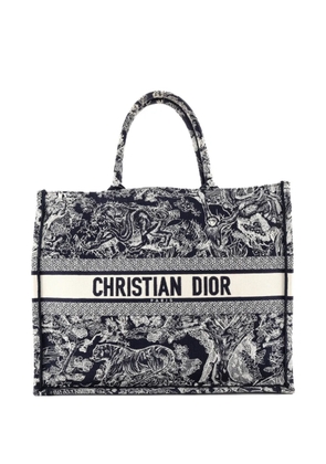 Christian Dior Pre-Owned Book Embroidered Canvas Large tote bag - Blue