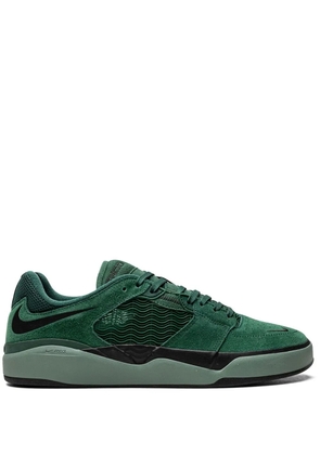 Nike SB Ishod 'Gorge Green/Dutch Green/Black/' sneakers