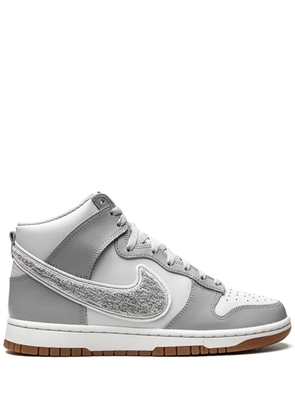 Nike Dunk High 'Chenille - Light Smoke' sneakers - Grey