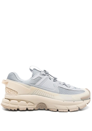 Nike Zoom Vomero Roam sneakers - Grey
