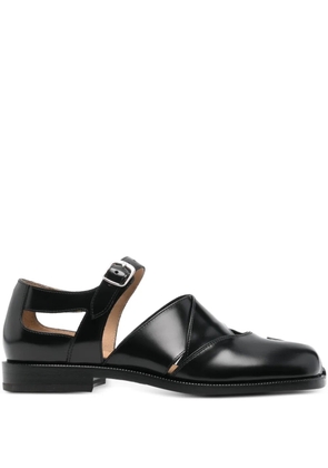 Maison Margiela Tabi-toe buckle pumps - Black