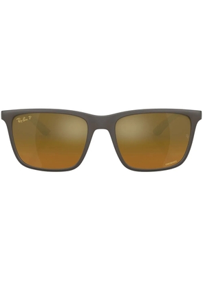Ray-Ban RB 4385 wayfarer-frame sunglasses - Brown