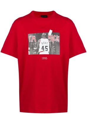 Throwback. I'm Back G.O.A.T. T-shirt - Red