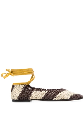 La DoubleJ Veneziana striped raffia ballerina shoes - Brown