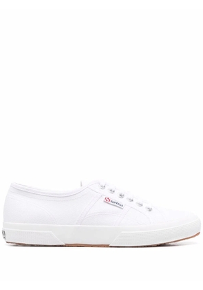 Superga logo-tag low top sneakers - White
