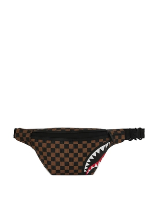 Sprayground checkered shark-detail belt bag - Brown