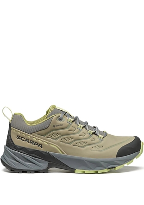 SCARPA debossed-logo sneakers - Neutrals