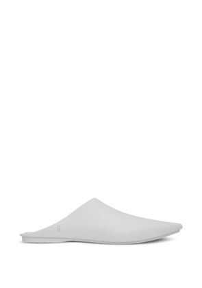 Melissa X 10 Corso Como logo-print pointed-toe mules - White