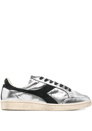 Diadora metallic-panelled sneakers - Grey