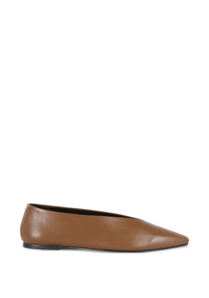 Aeyde pointed-toe pumps - Brown