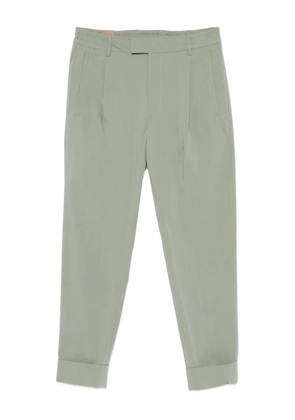 Hosio pleat-detail trousers - Green