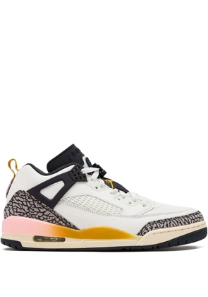 Nike elephant-print sneakers - White