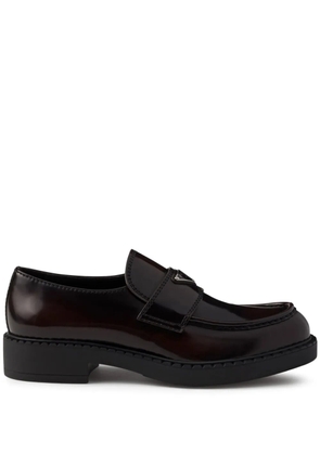 Prada Chocolate logo-plaque leather loafers - Brown