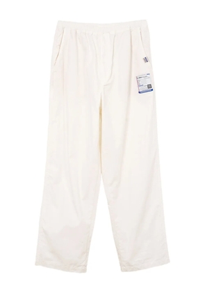 in･stru(men-tal). elastic-waistband trousers - White