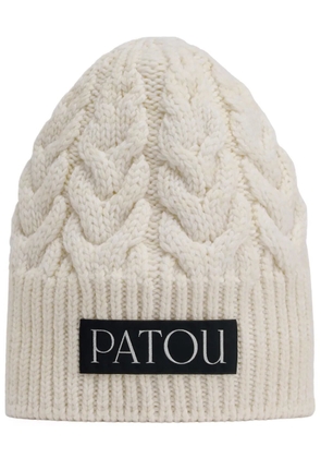 Patou cable-knit beanie - White