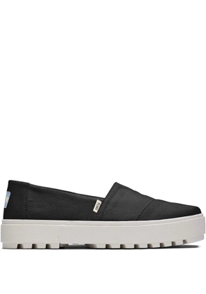 Toms Lug 'Black/White' sneakers