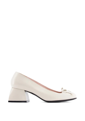 Nodaleto Node bow bulla pumps - White