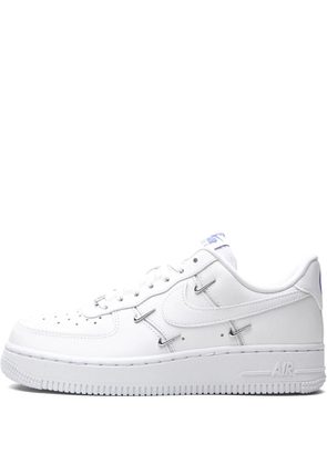 Nike Air Force 1 '07 LX 'Sisterhood' sneakers - White