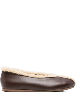 Ancient Greek Sandals Aeropi shearling-trim ballet flats - Brown