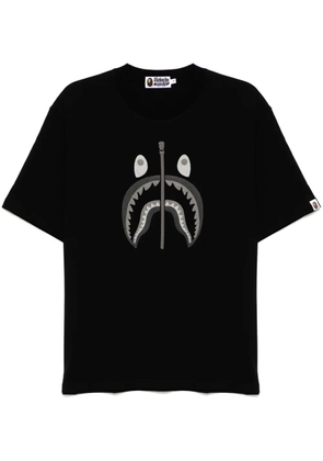A BATHING APE® chain stitch shark T-shirt - Black