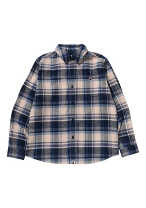 A BATHING APE® plaid appliqué shirt - Blue